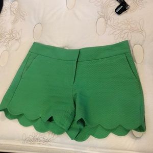 Crown & Ivy scalloped shorts